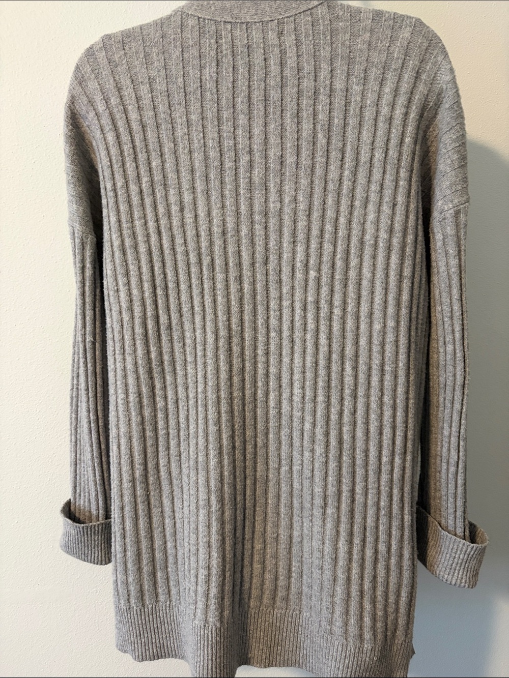 LOFT Gray Ribbed V-Neck Button-Front Cardigan - Picture 4 of 5